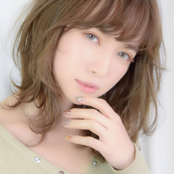 【◎大人かわいい】前髪がある小顔スタイル